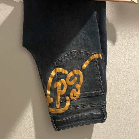 Ed Hardy Slim Flare Women's Multi Color Embroidery Blue Jeans Size 32 - Picture 2 of 6